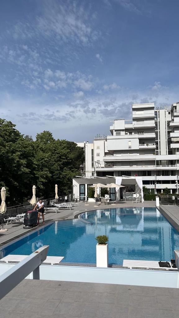 Domus Grand Hotel Ренде Екстер'єр фото