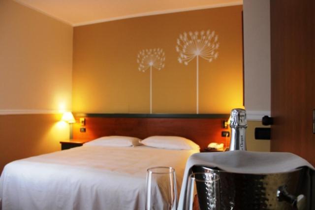Domus Grand Hotel Ренде Екстер'єр фото